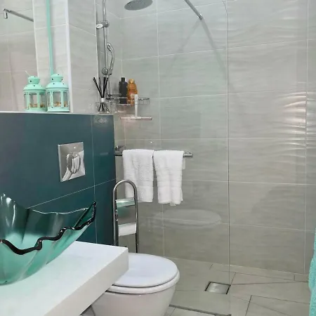 Luxury One Bedroom Beach In