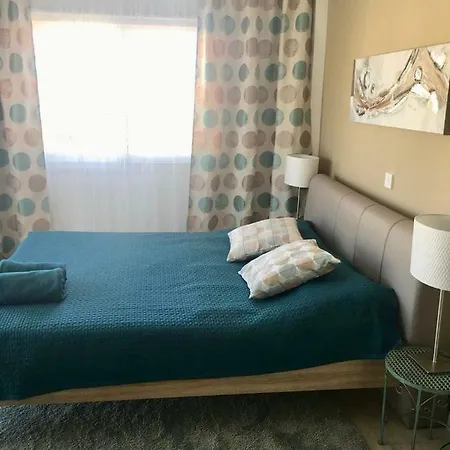 Luxury One Bedroom Beach In Λεμεσός